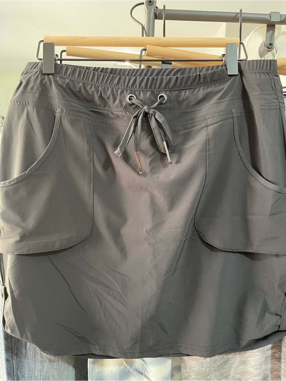 Women's Athletic Black Drawstring Skort with Front Pockets